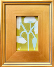 Load image into Gallery viewer, Key Lime Macarons
