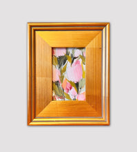 Load image into Gallery viewer, Sugar Mini Floral 2
